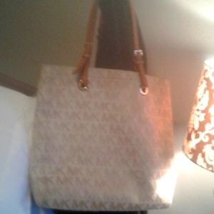 Michael Kors Tote